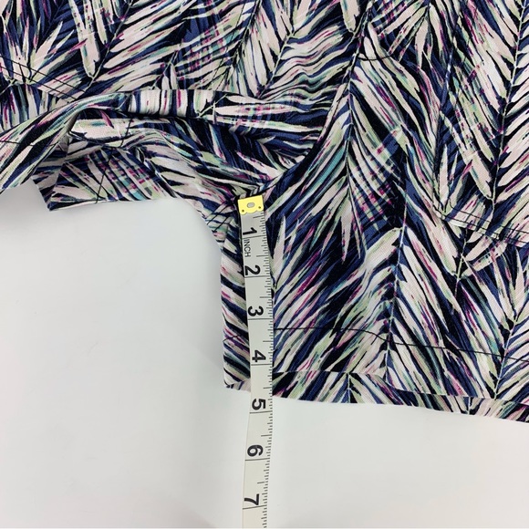 Banana Republic Factory Leaf Patterned Cotton High Rise Shorts, 12 - Picture 14 of 16